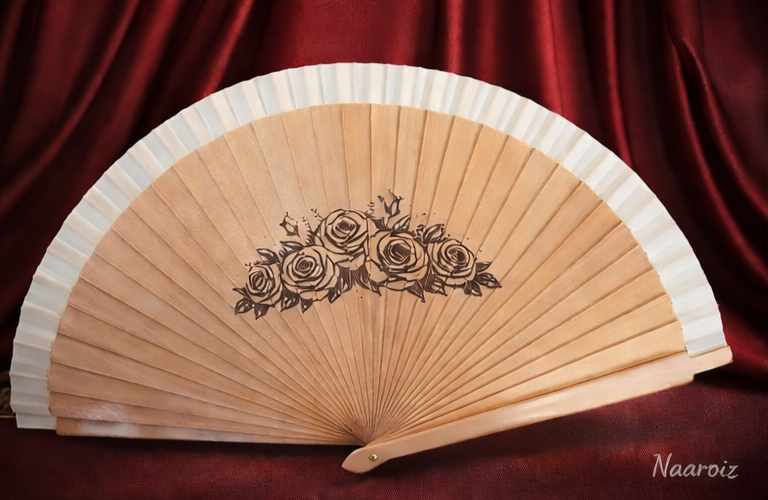 Abanico de Madera Grabado con Láser · Diseño Personalizado